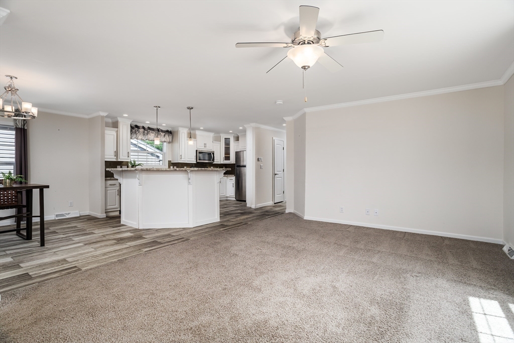 32 Onyx Path Gardner, MA 01440 - Photo 3 of 30