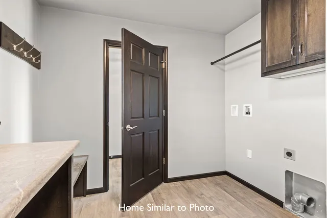 $414,900 | 1691 Betty Jean Ln Green, Green Bay, WI 54313