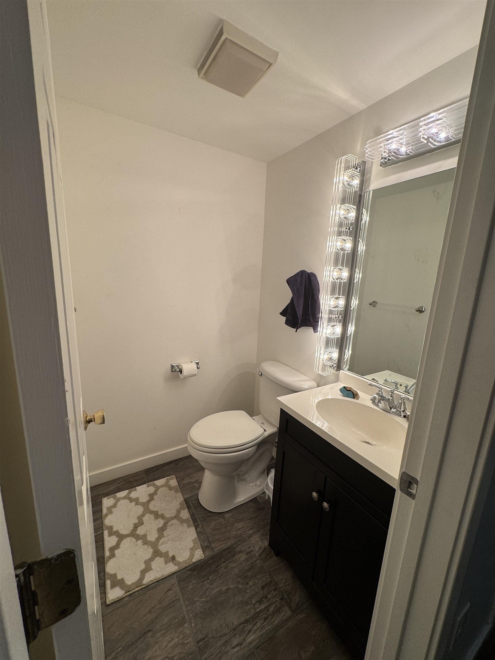 432 South Street, Unit B2 Bennington, VT 05201 - Photo 12 of 17