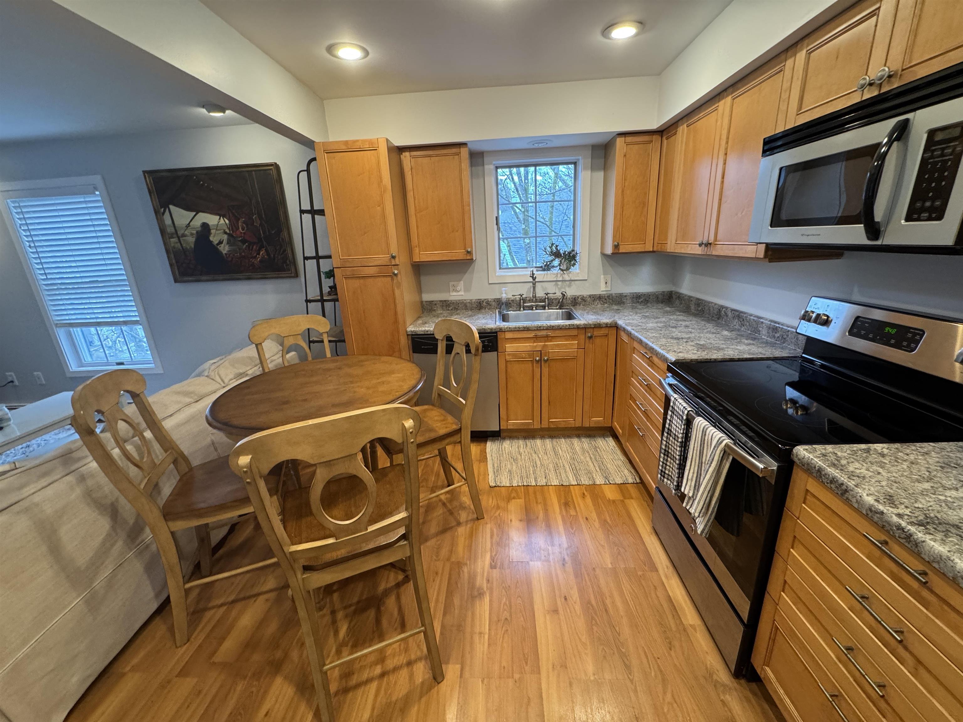 432 South Street, Unit B2 Bennington, VT 05201 - Photo 4 of 17