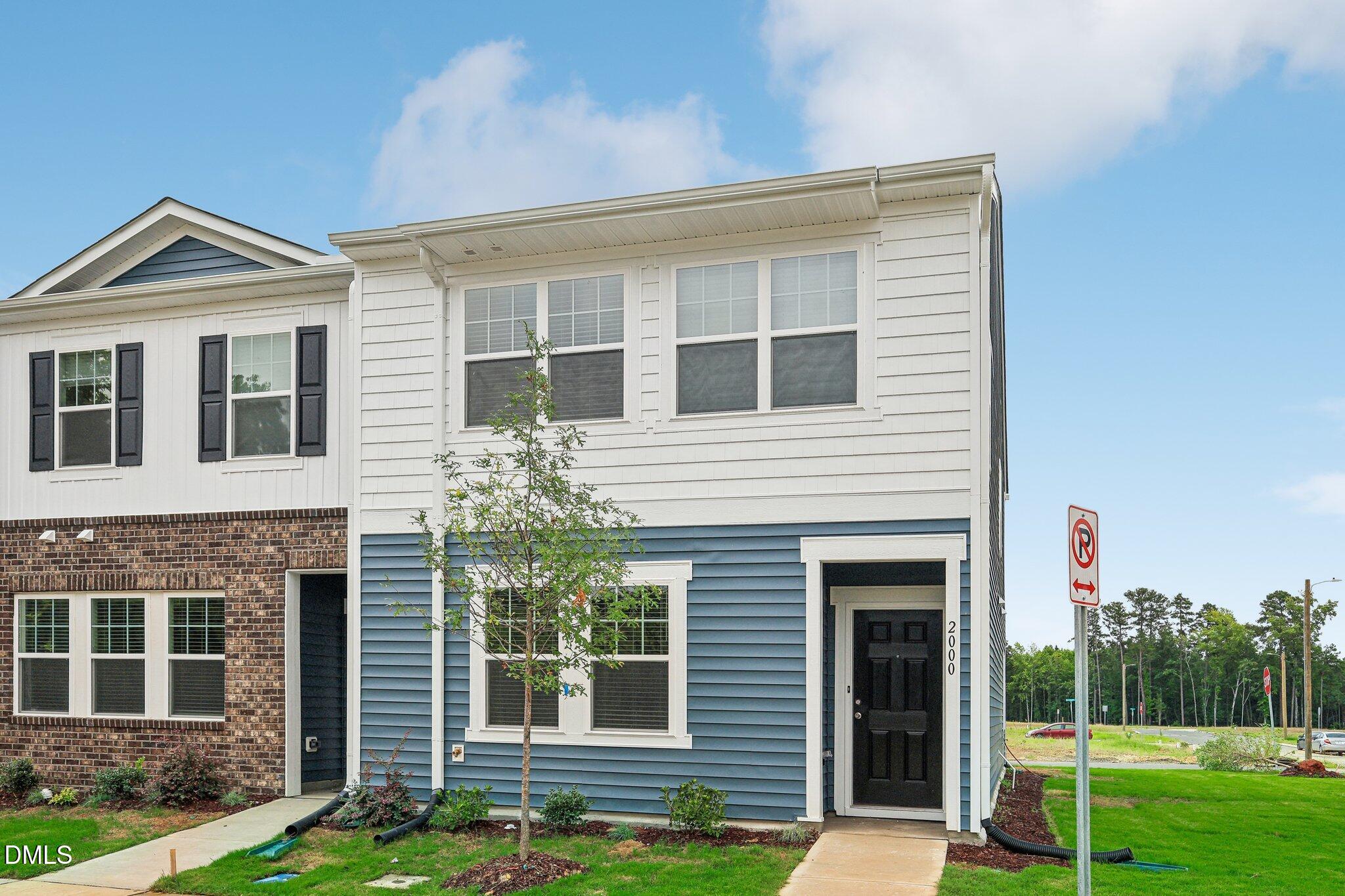 3126 Fulong Drive Durham, NC 27704 - Photo 4 of 36 Glen Crossing Dr-003