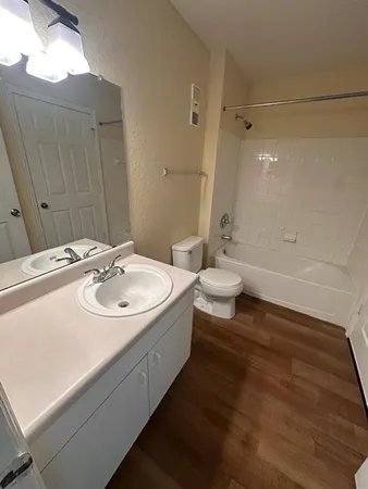 $2,000 | 13013 Mulberry Park Drive, Unit 224, Orlando, FL 32821
