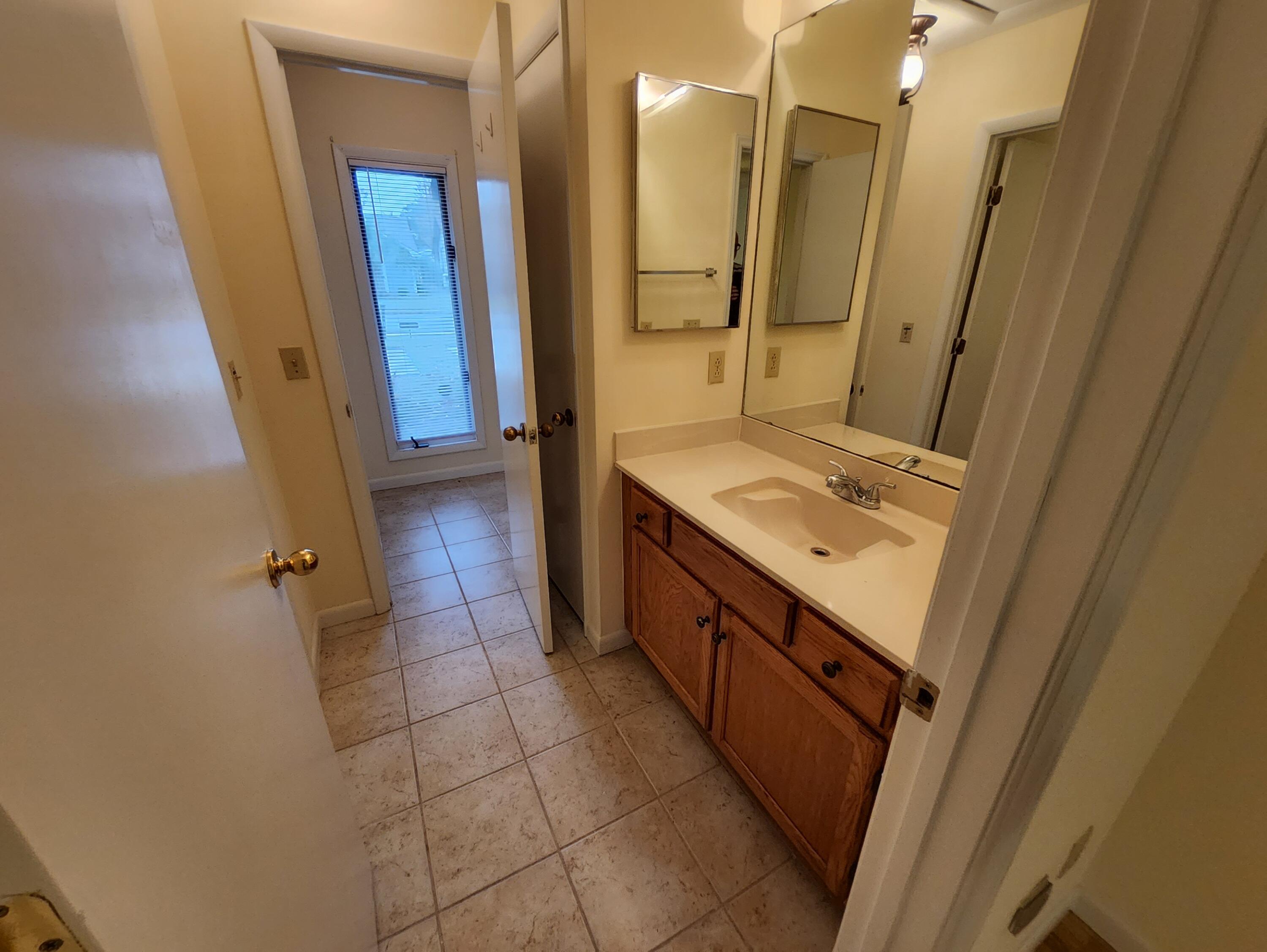 7 R Thomas Walter Circle Santee, SC 29142 - Photo 10 of 13 20221115_154014