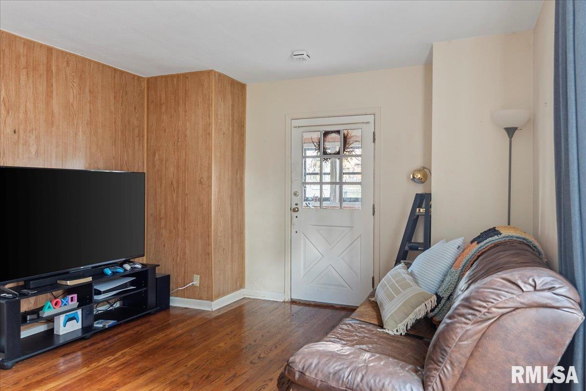 2028 South Walnut Street Springfield, IL 62704 - Photo 26 of 51