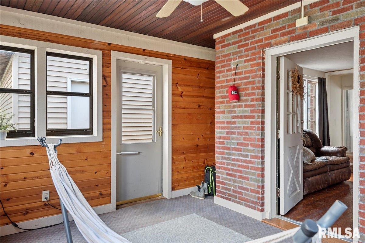 2028 South Walnut Street Springfield, IL 62704 - Photo 29 of 51
