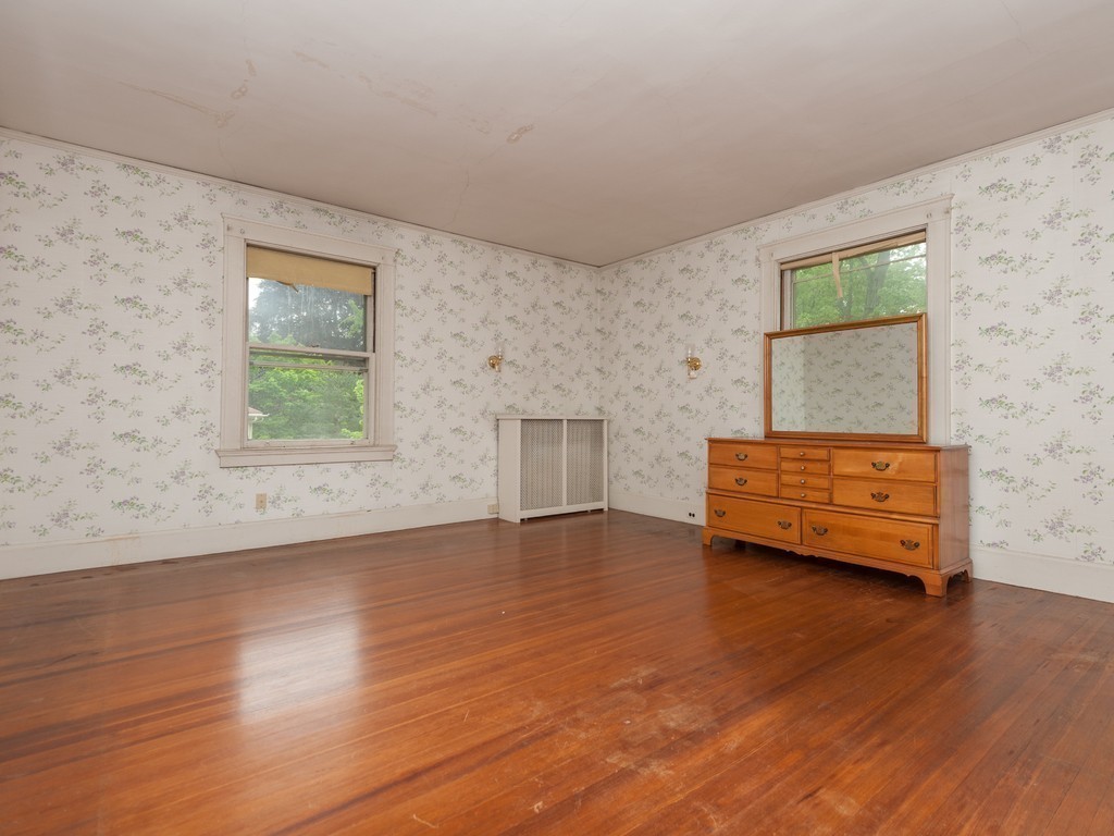 25 Page Road Newton, MA 02460 - Photo 16 of 24 Gallery Image 16