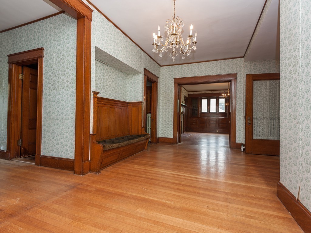 25 Page Road Newton, MA 02460 - Photo 7 of 24 Gallery Image 7