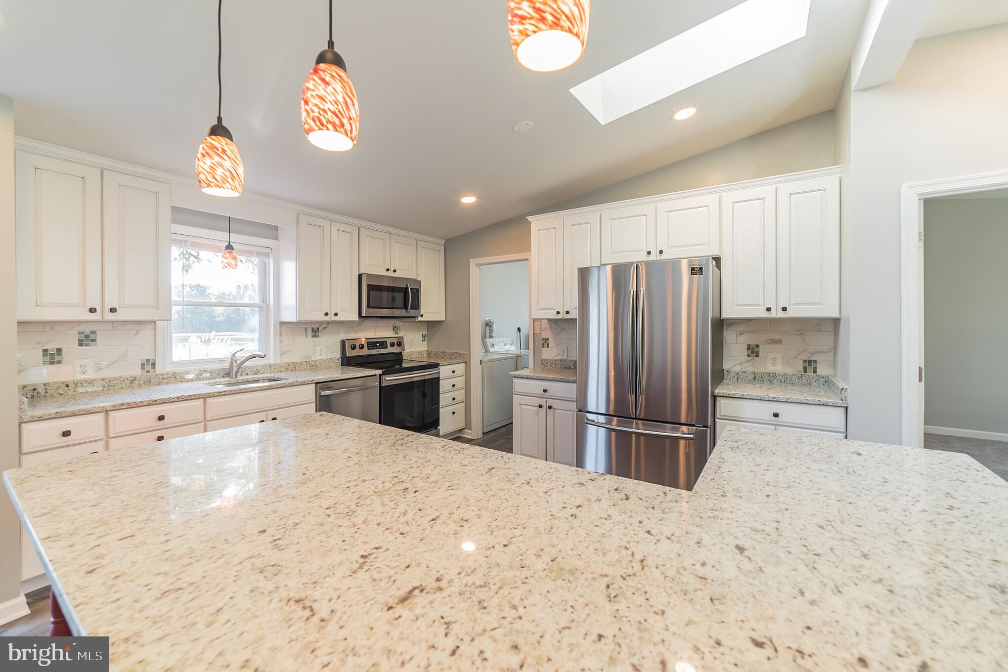 7999 Shore Road Baltimore, MD 21222 - Photo 13 of 30