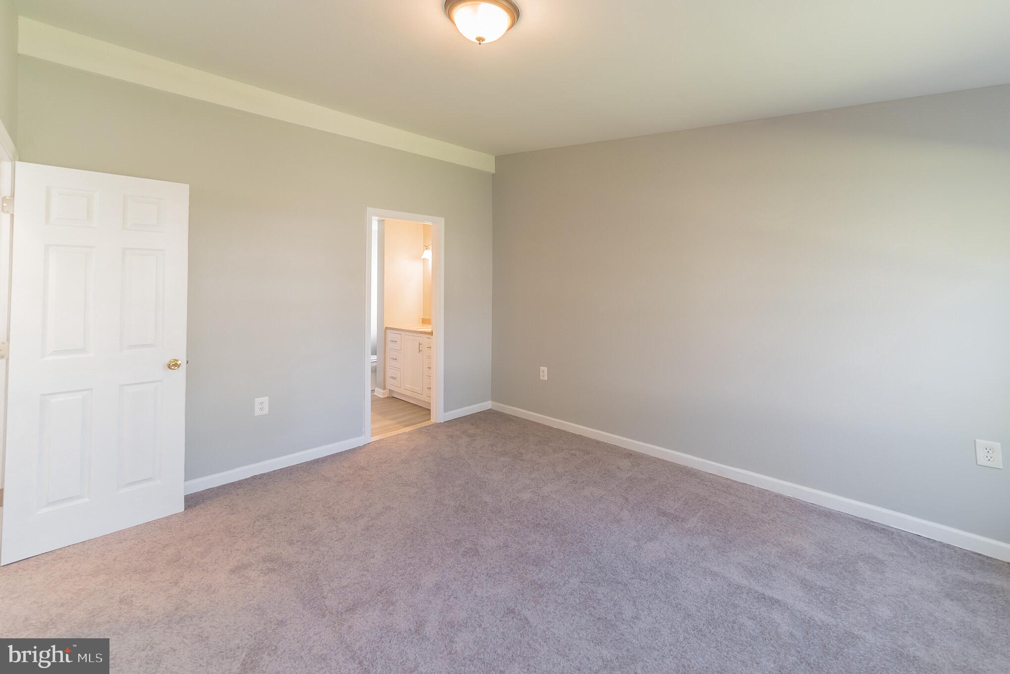 7999 Shore Road Baltimore, MD 21222 - Photo 18 of 30