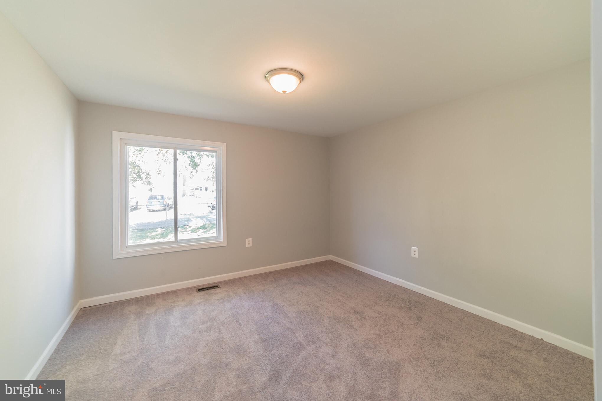 7999 Shore Road Baltimore, MD 21222 - Photo 20 of 30