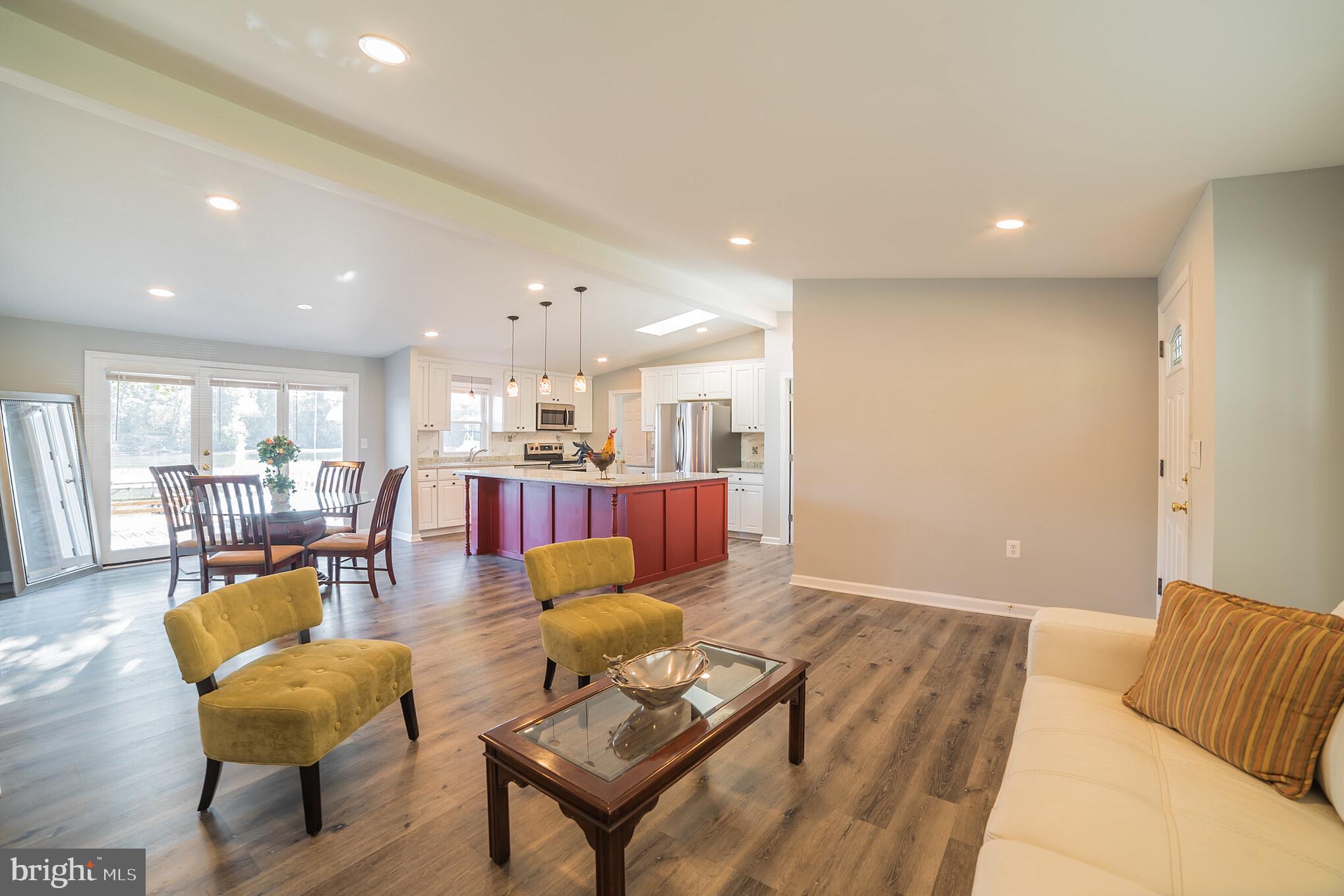 7999 Shore Road Baltimore, MD 21222 - Photo 5 of 30