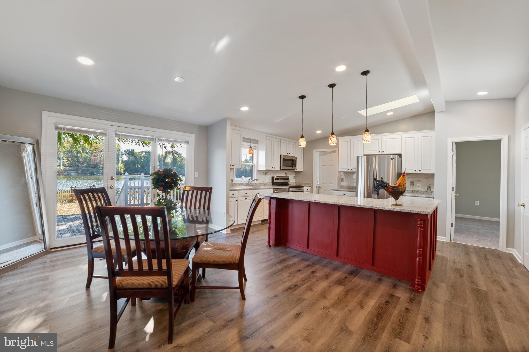 7999 Shore Road Baltimore, MD 21222 - Photo 6 of 30