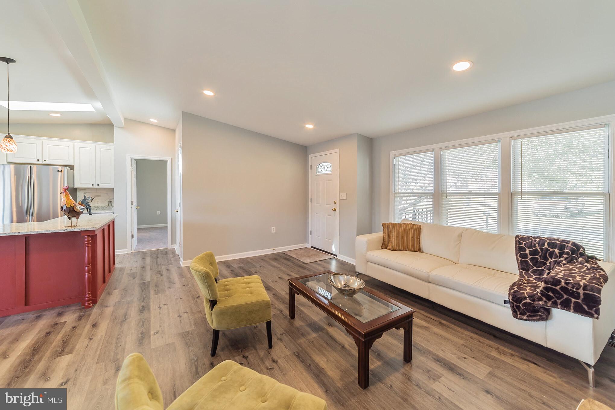 7999 Shore Road Baltimore, MD 21222 - Photo 7 of 30