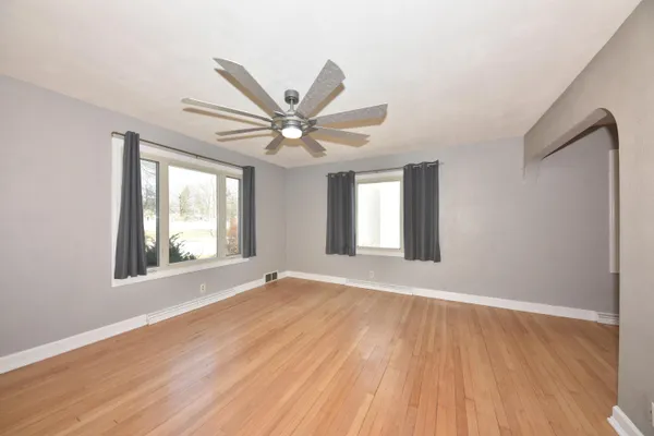 $2,700 | 309 West Washington Street, Port Washington, WI 53074