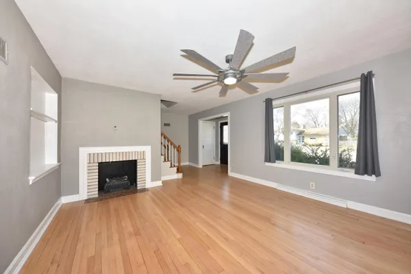 $2,700 | 309 West Washington Street, Port Washington, WI 53074