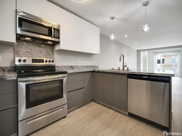 $6,000 | 1856 Pacific Avenue, Unit 9, San Francisco, CA 94109