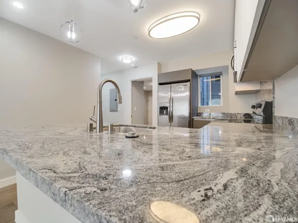 $6,000 | 1856 Pacific Avenue, Unit 9, San Francisco, CA 94109