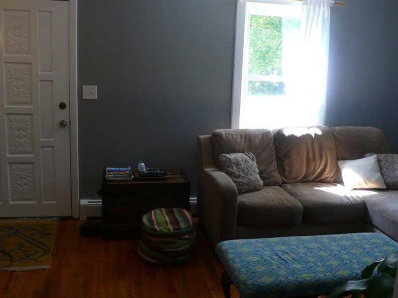 1006 May Street Bangor, ME 04401 - Photo 5 of 21 Living Room.