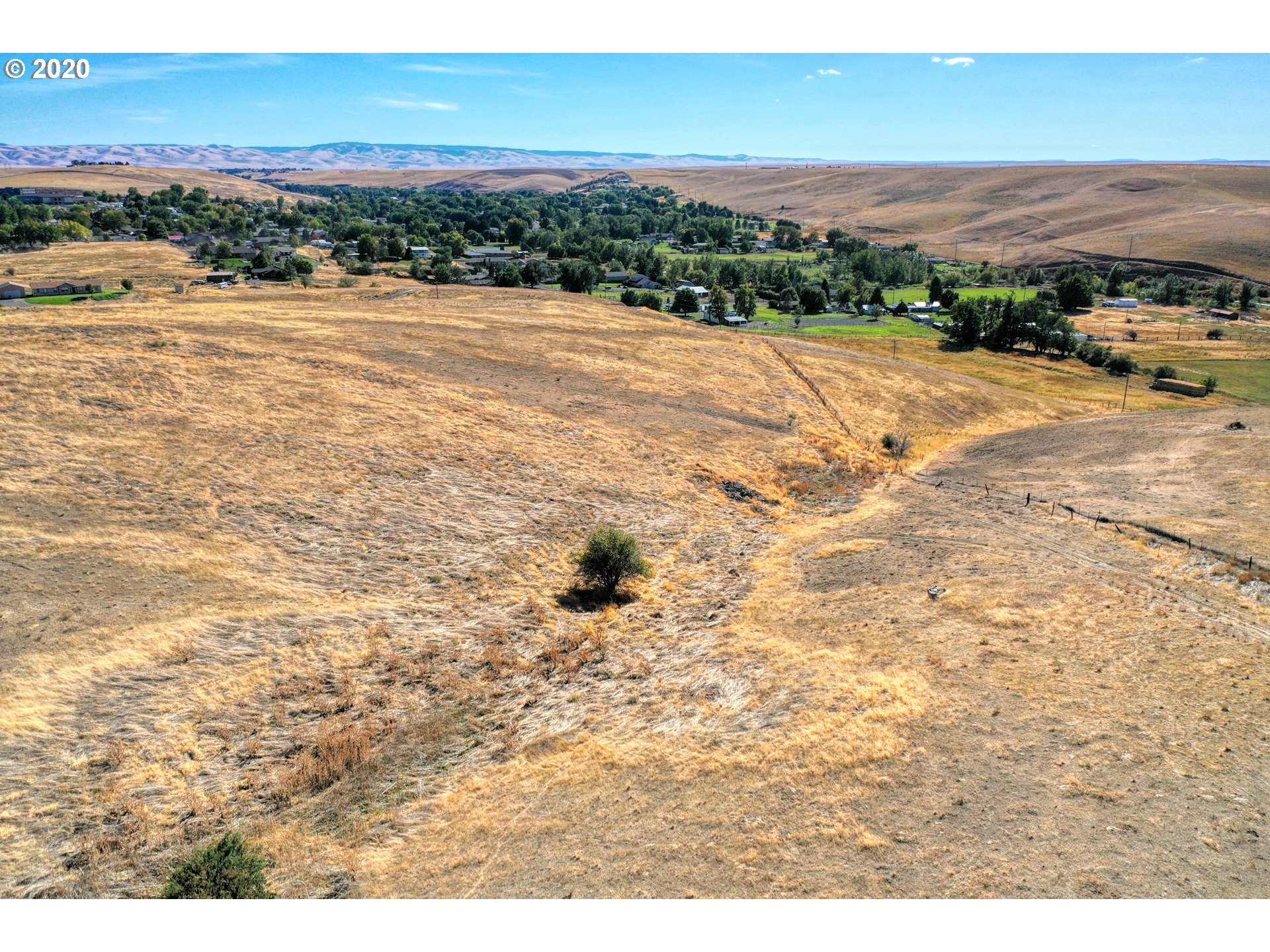 Houtama Road Pendleton, OR 97801 - Photo 1 of 17