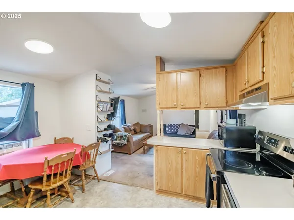 $59,900 | 5050 Southeast Columbus Street, Albany, OR 97322