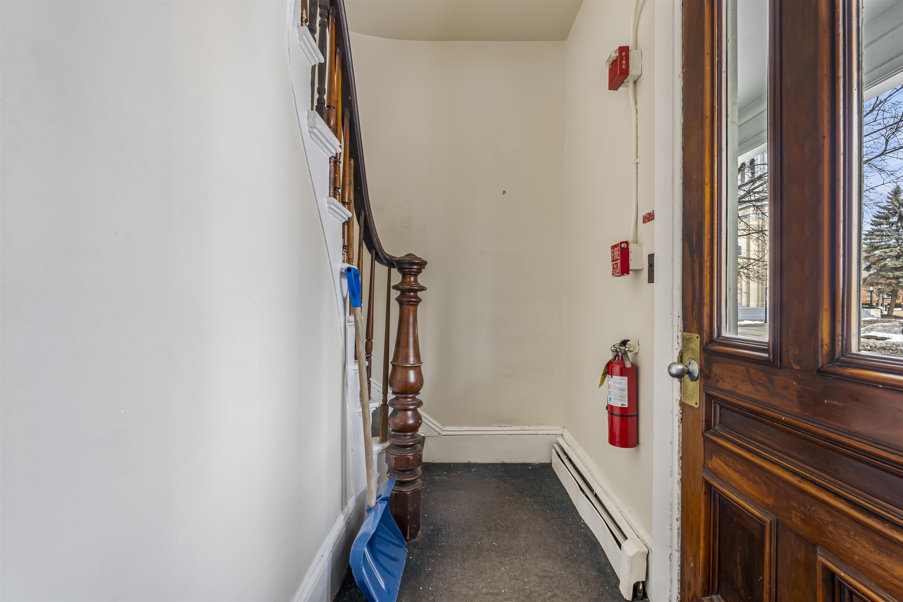 151 Pearl Street Manchester, NH 03104 - Photo 18 of 47