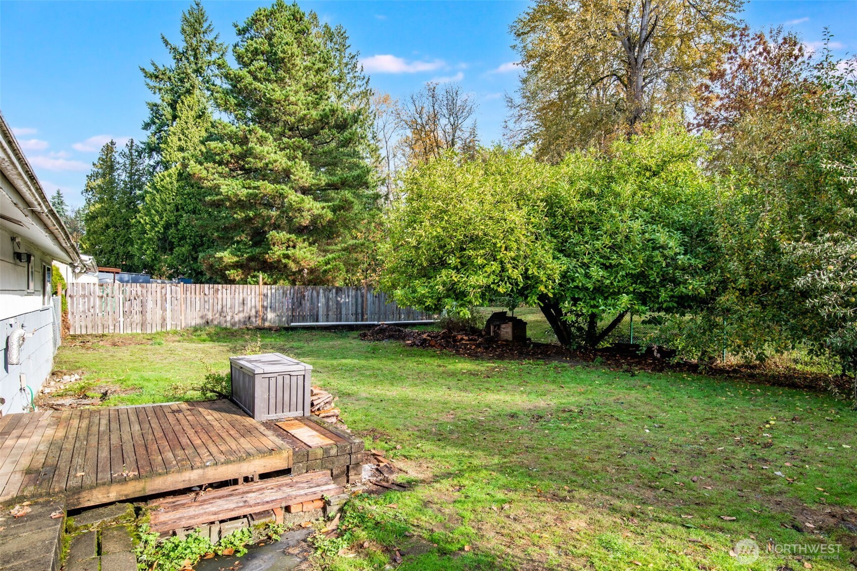 33526 18th Avenue South Federal Way, WA 98003 - Photo 22 of 31 a view of a backyard with swimming pool and sitting area