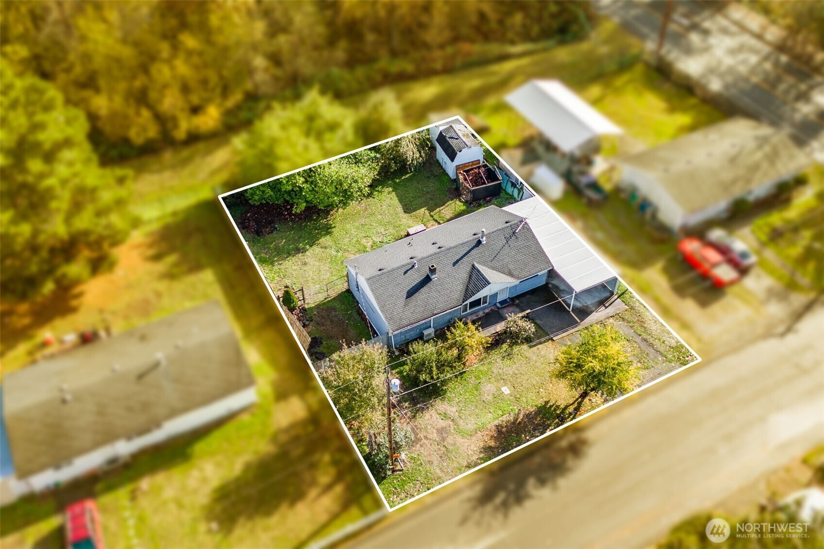 33526 18th Avenue South Federal Way, WA 98003 - Photo 28 of 31 swimming pool with a yard