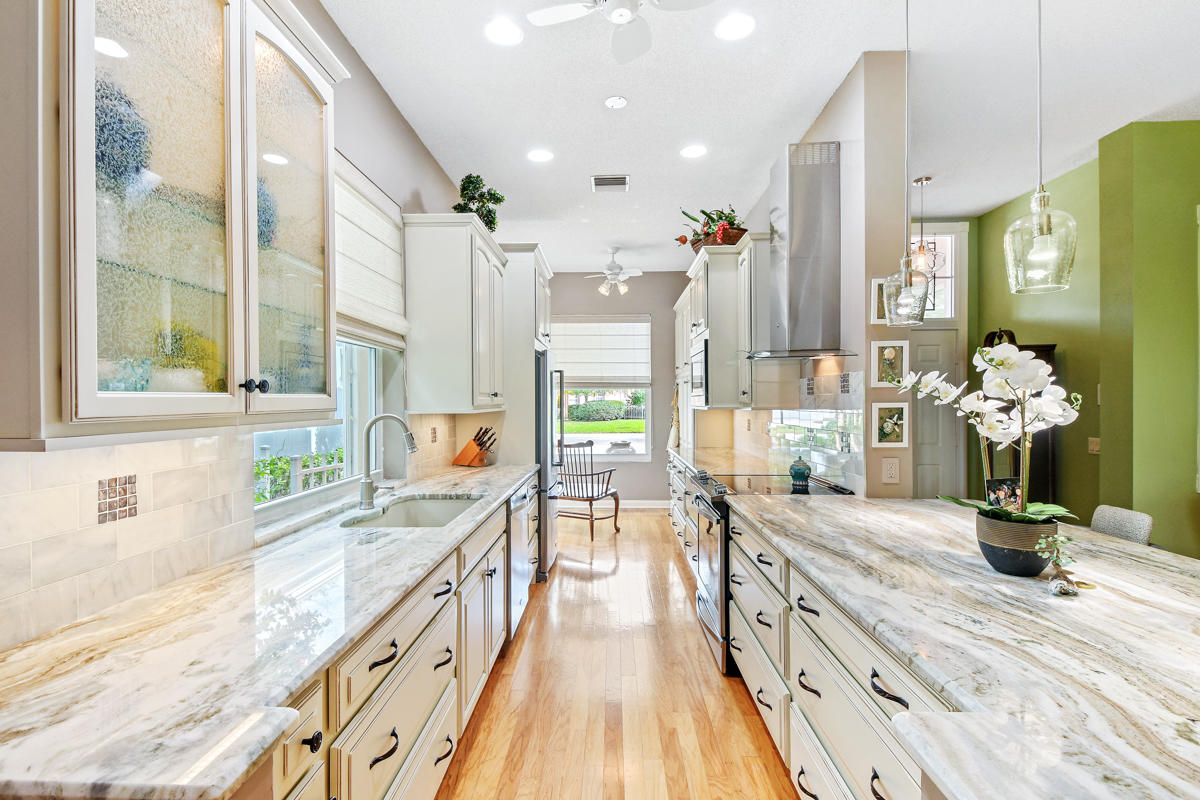 100 East Hampton Way Jupiter, FL 33458 - Photo 11 of 46 100 E HAMPTON WAY