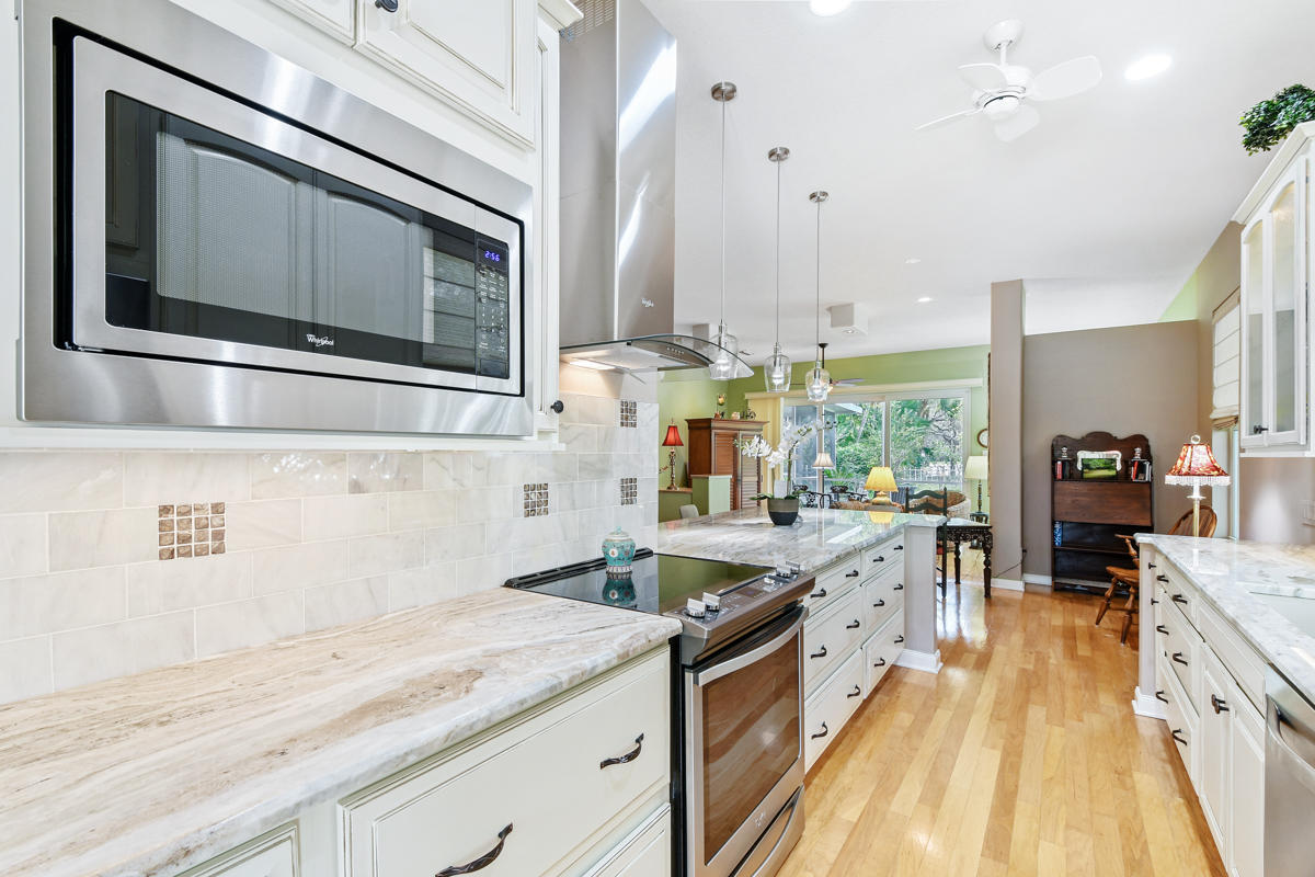 100 East Hampton Way Jupiter, FL 33458 - Photo 16 of 46 100 E HAMPTON WAY
