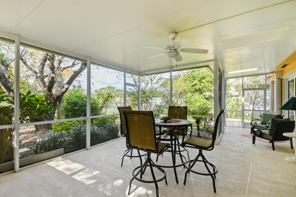 100 East Hampton Way Jupiter, FL 33458 - Photo 30 of 46 COVERED SCREENED PATIO