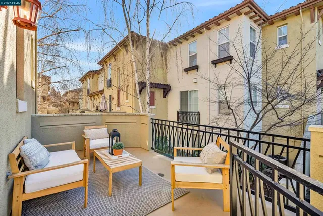 $750,000 | 87-87 West Hookston Road, Pleasant Hill, CA 94523