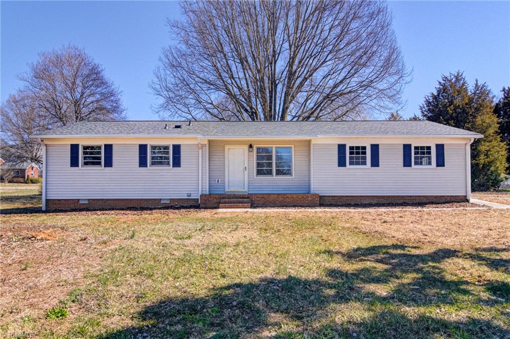 4915 Murray Road Winston-Salem, NC 27106 - Photo 1 of 31 Gallery Image 1