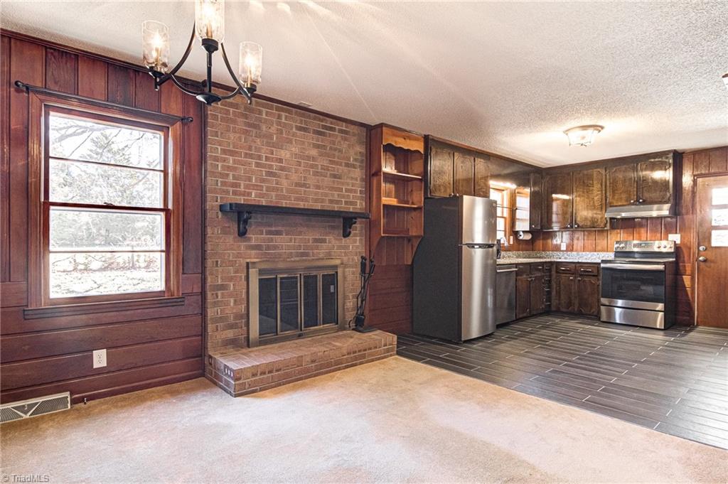 4915 Murray Road Winston-Salem, NC 27106 - Photo 10 of 31 Gallery Image 10