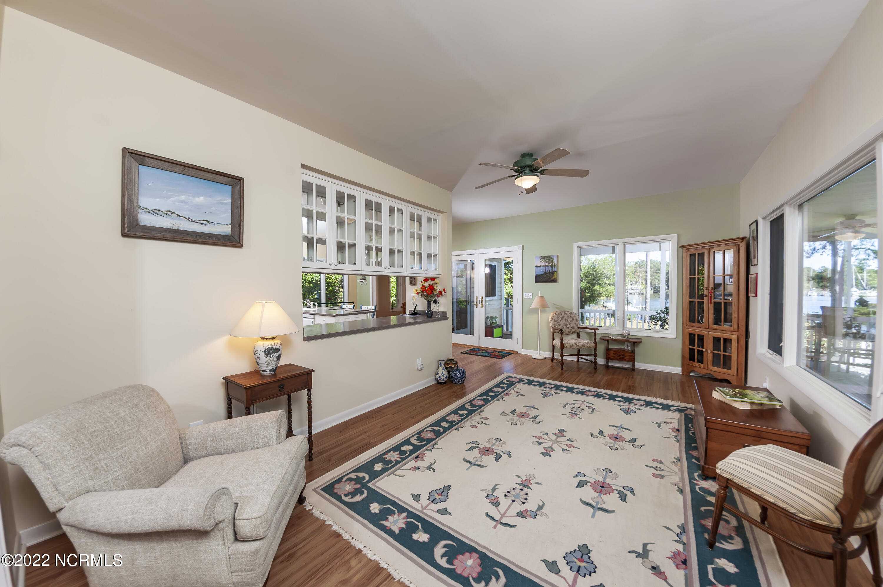 777 Fork Point Road Oriental, NC 28571 - Photo 11 of 112 Living Room