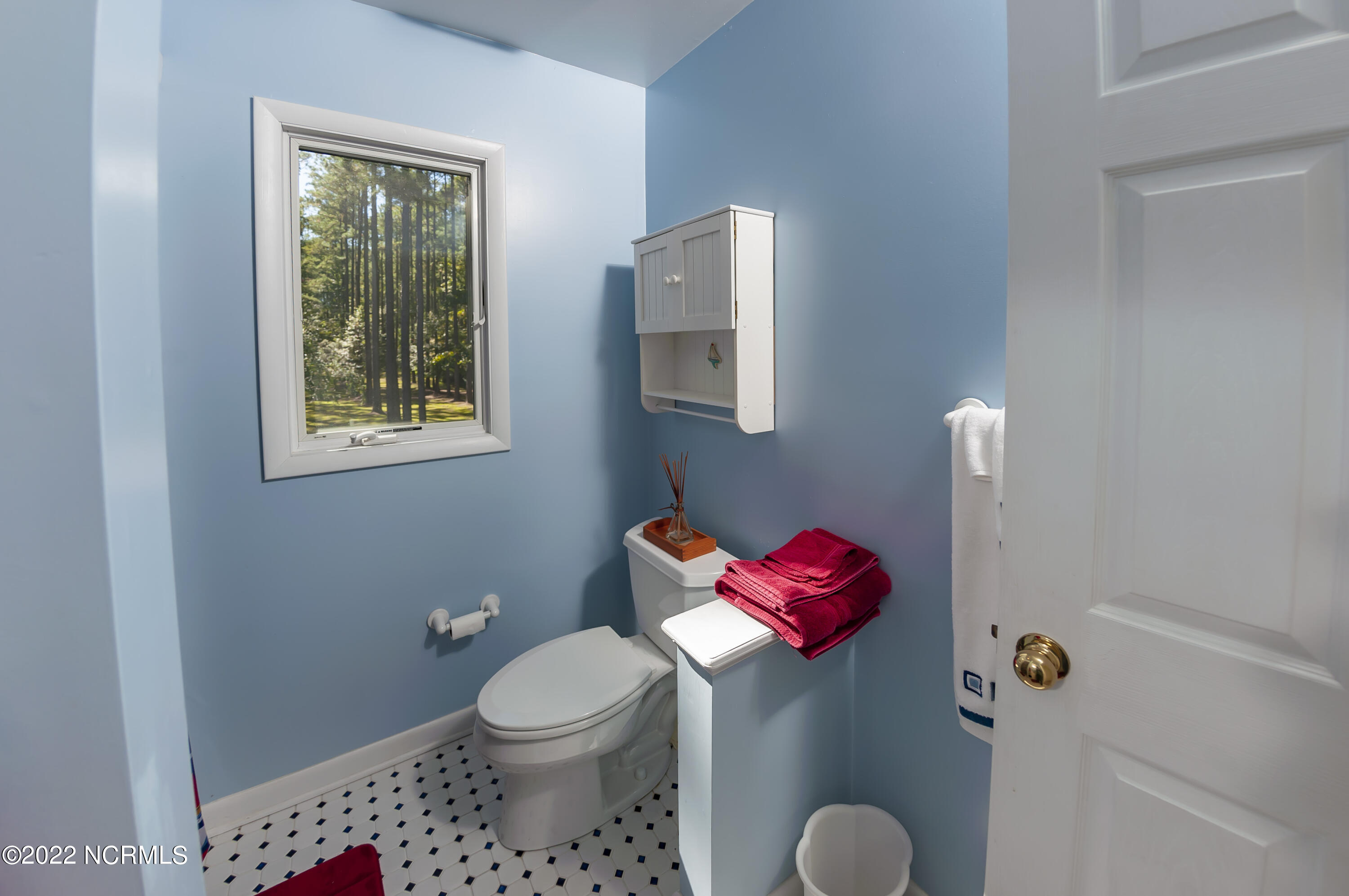 777 Fork Point Road Oriental, NC 28571 - Photo 93 of 112 Bathroom in Carriage House