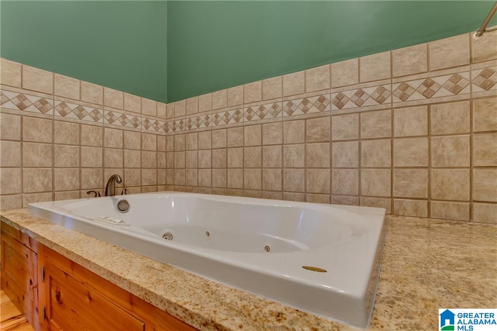 17194 Searcy Road Northport, AL 35475 - Photo 16 of 27