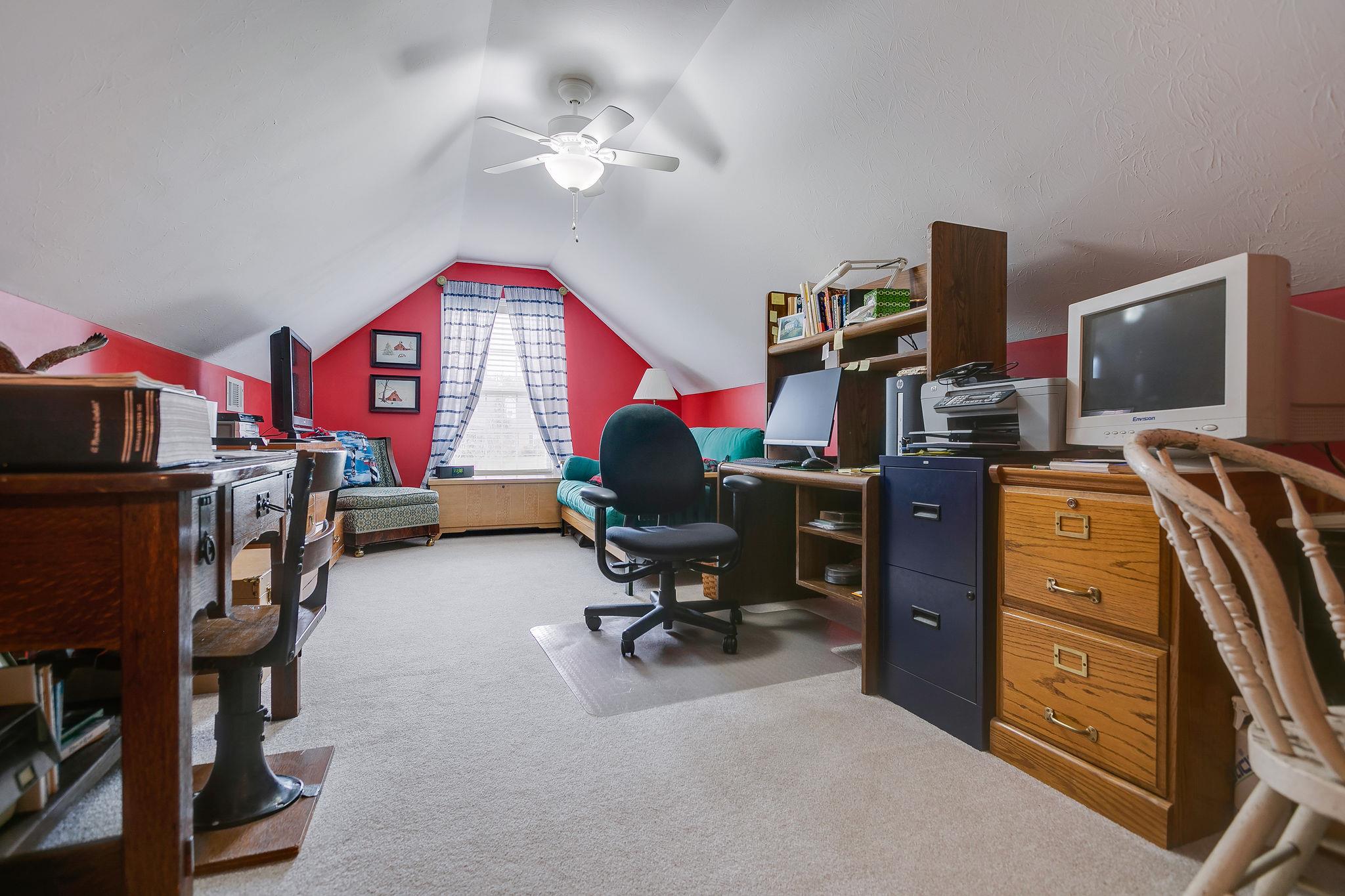 1900 Victorian Road Columbia, TN 38401 - Photo 15 of 24 a view of a workspace with furniture