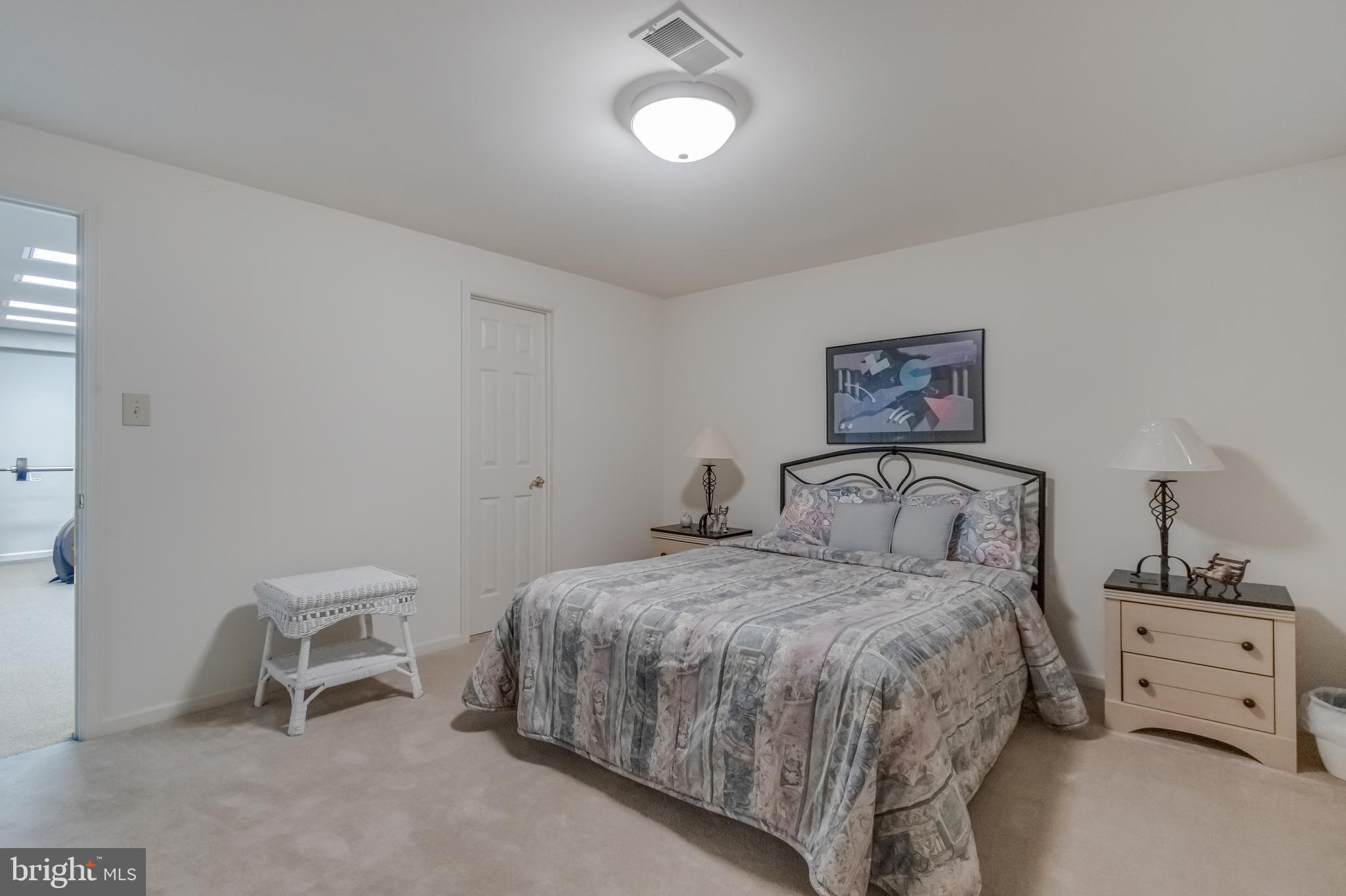 8901 Bells Mill Road Potomac, MD 20854 - Photo 40 of 49 Gallery Image 40