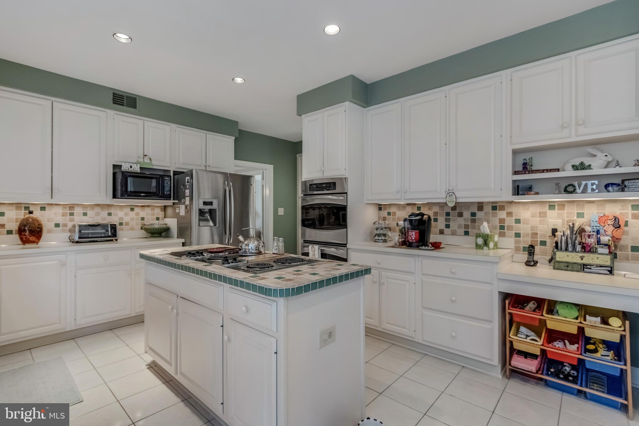 8901 Bells Mill Road Potomac, MD 20854 - Photo 5 of 49 Gallery Image 5