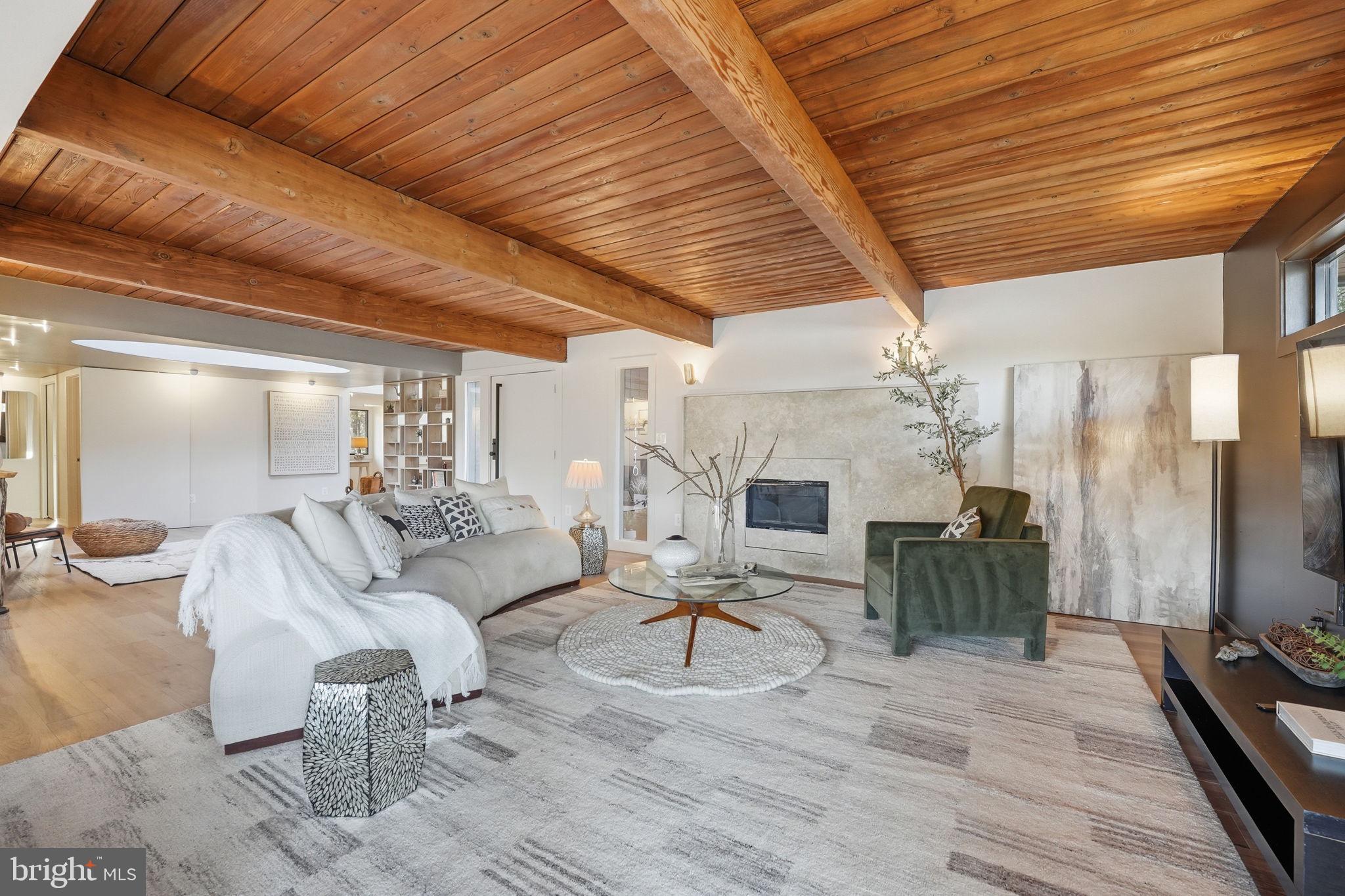 11216 South Shore Road Reston, VA 20190 - Photo 15 of 85