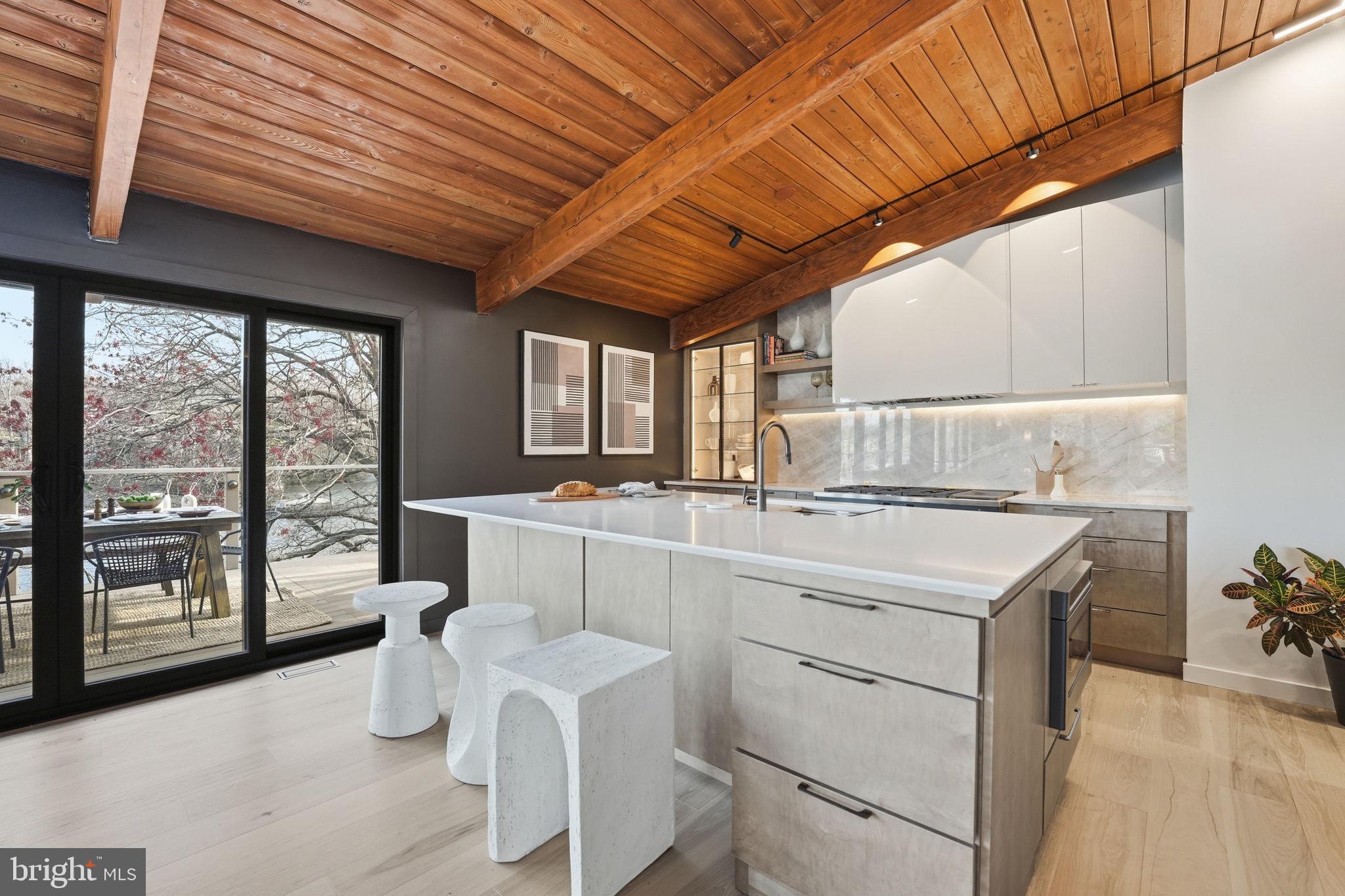 11216 South Shore Road Reston, VA 20190 - Photo 26 of 85