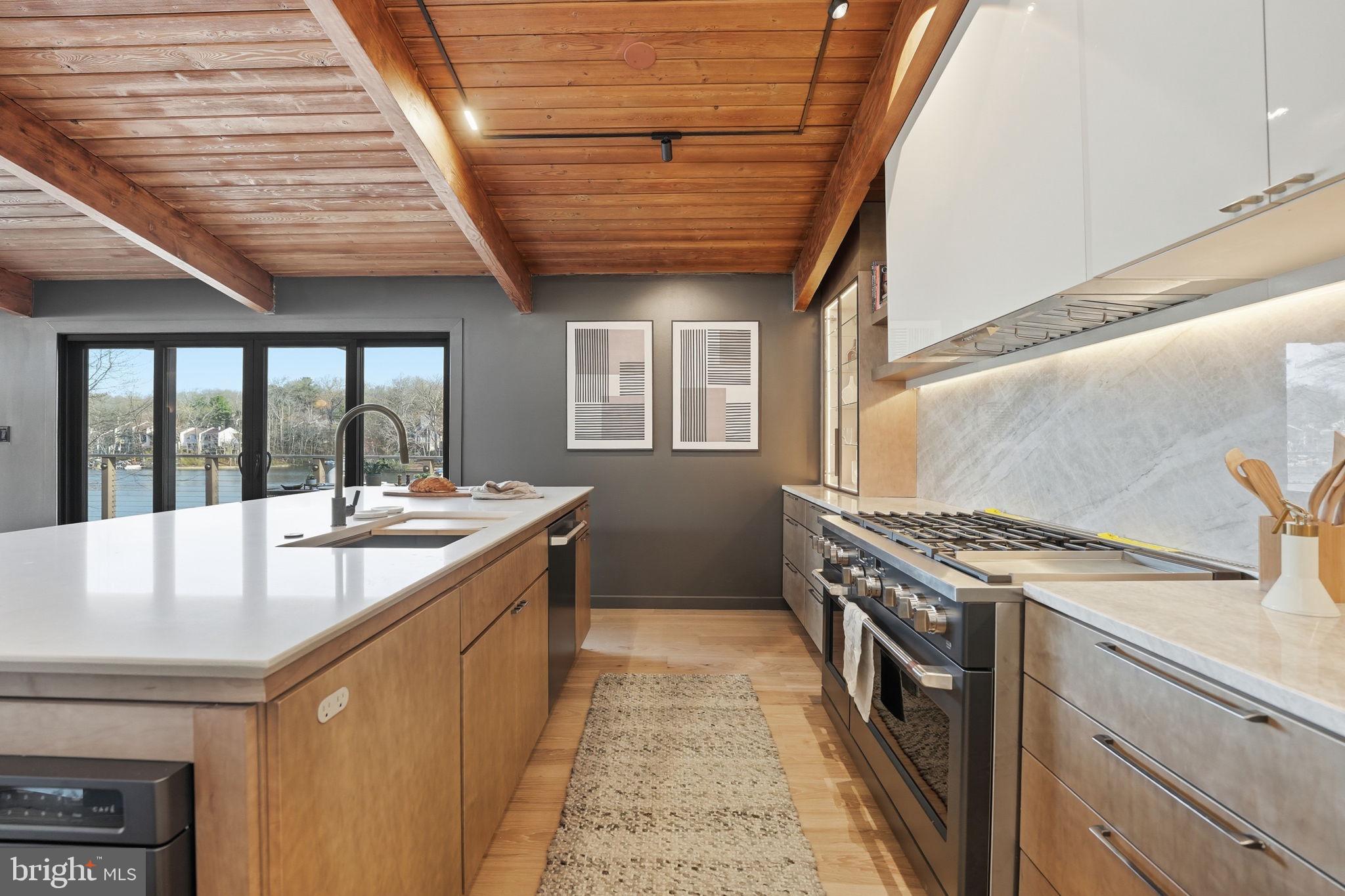 11216 South Shore Road Reston, VA 20190 - Photo 28 of 85