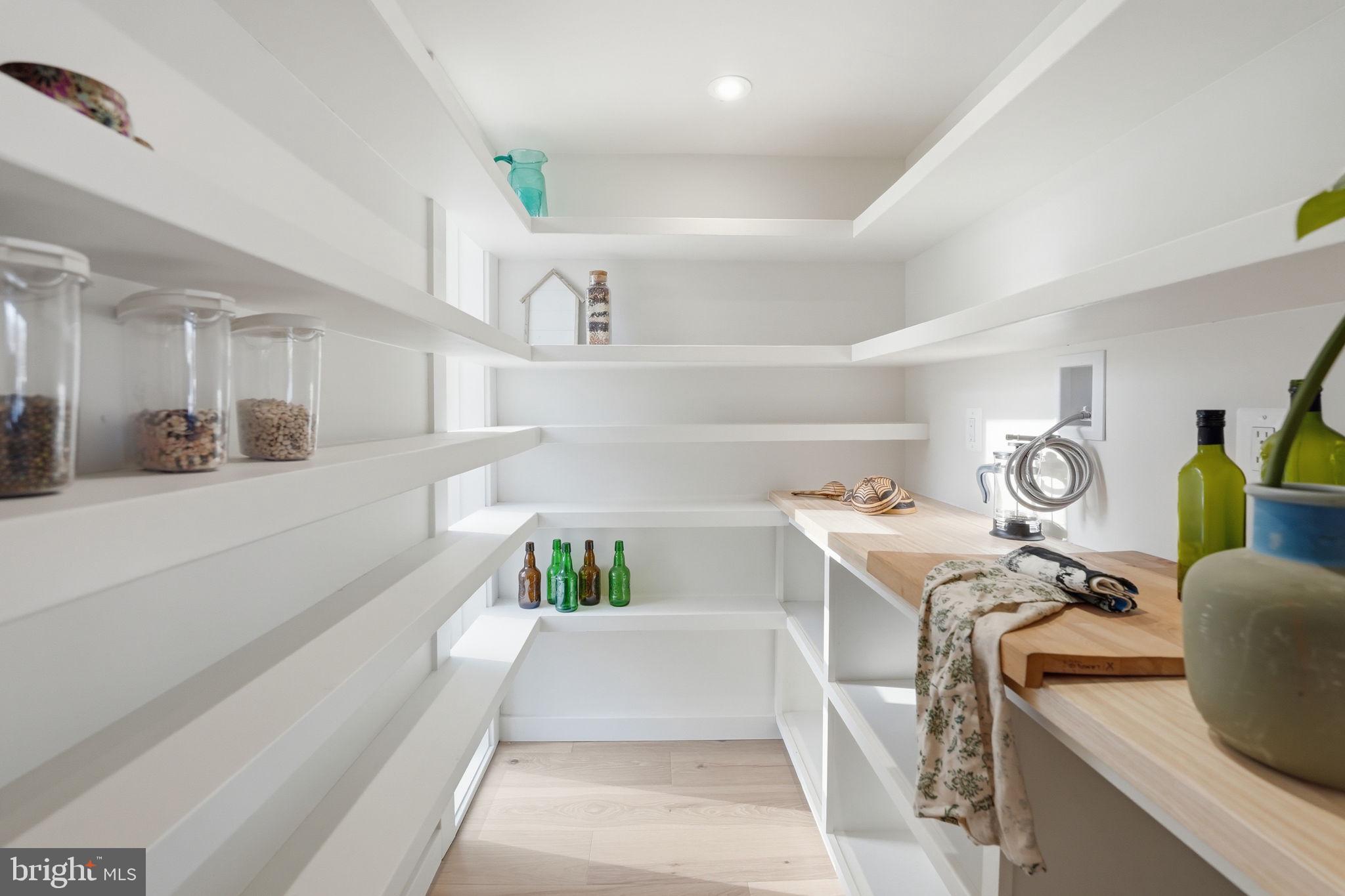 11216 South Shore Road Reston, VA 20190 - Photo 31 of 85