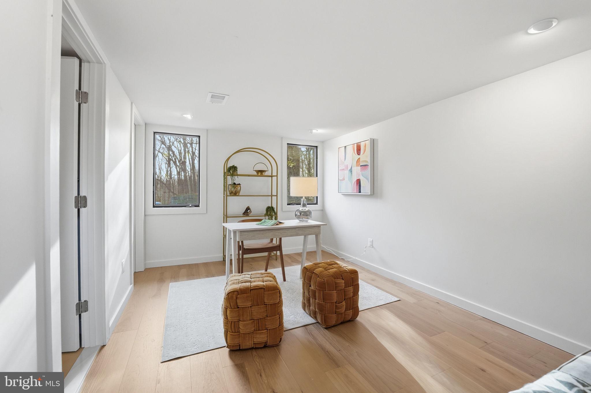 11216 South Shore Road Reston, VA 20190 - Photo 37 of 85