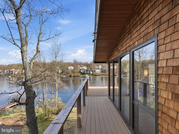 $2,599,999 | 11216 South Shore Road, Reston, VA 20190