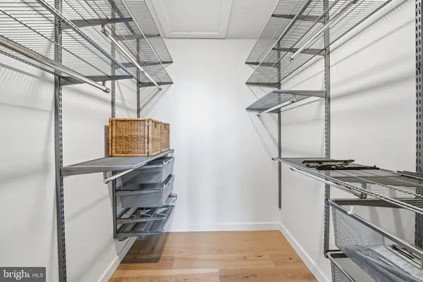 $2,599,999 | 11216 South Shore Road, Reston, VA 20190