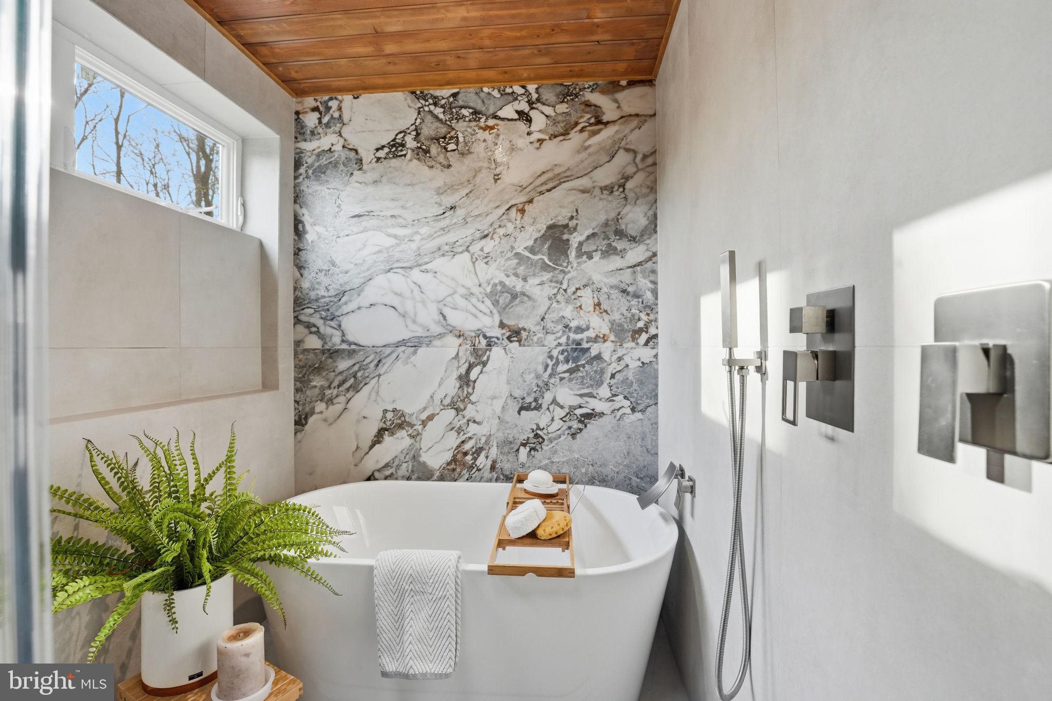 11216 South Shore Road Reston, VA 20190 - Photo 51 of 85