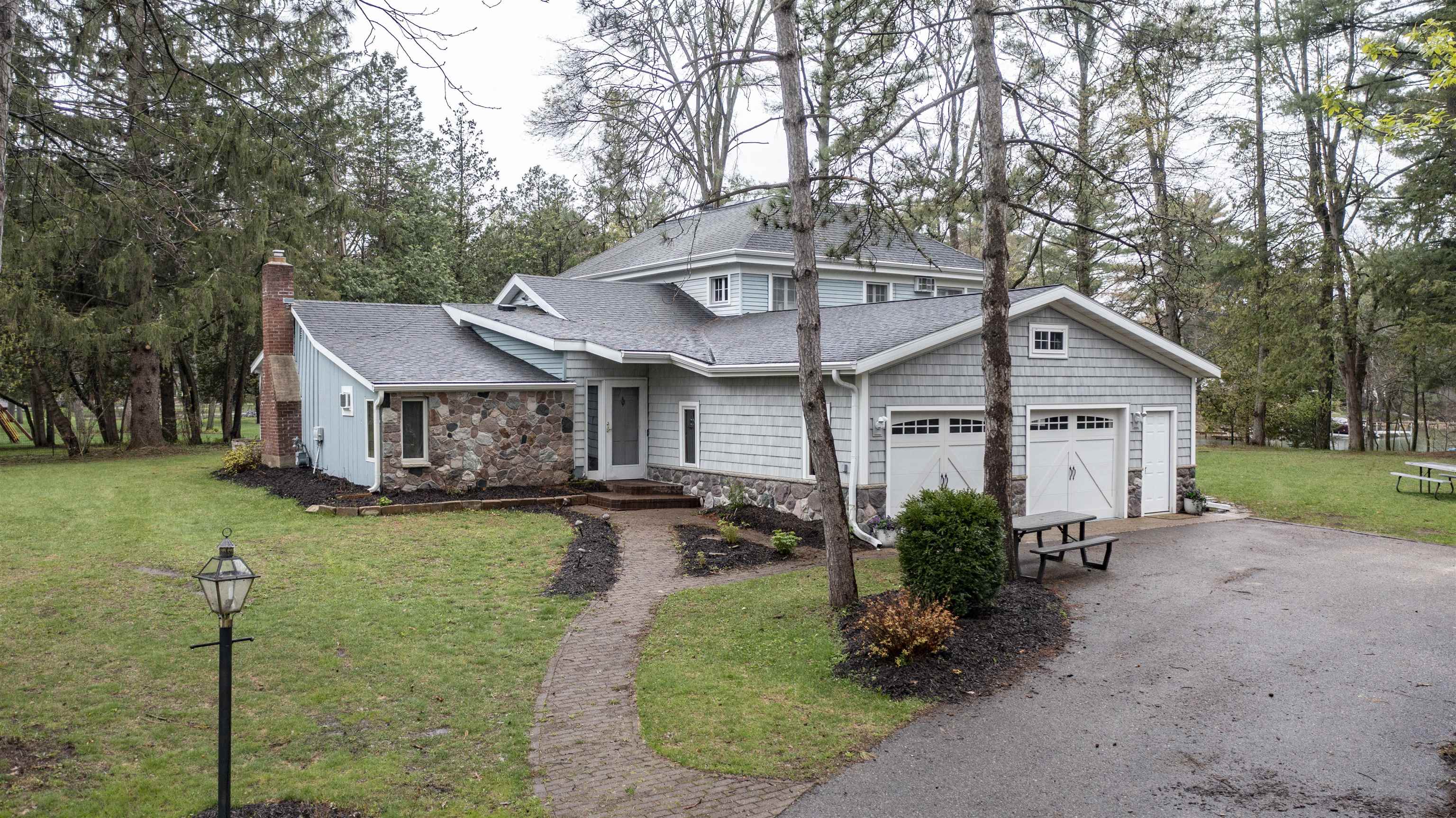 E1233 Pine Tree Point Waupaca, WI 54981 - Photo 2 of 41
