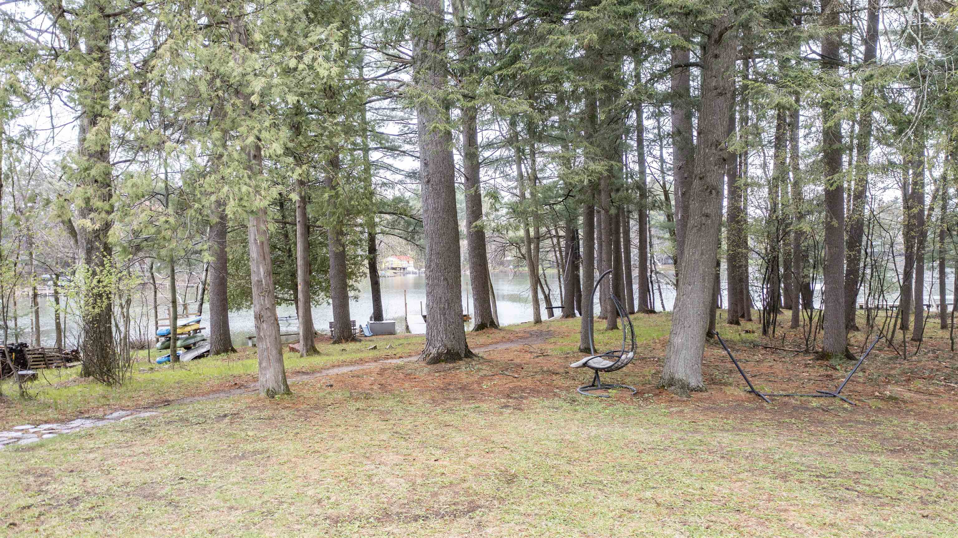 E1233 Pine Tree Point Waupaca, WI 54981 - Photo 10 of 41