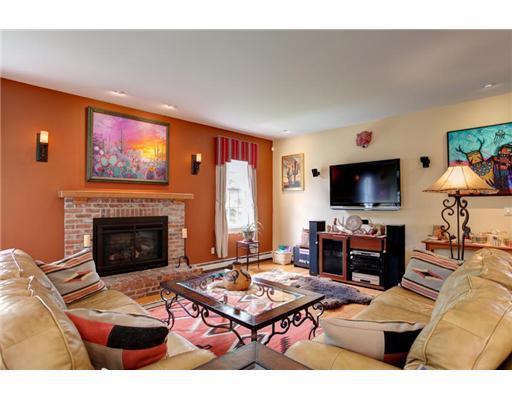 97 Royall Meadow Road Yarmouth, ME 04096 - Photo 7 of 25 Den/Family/Great Room.
